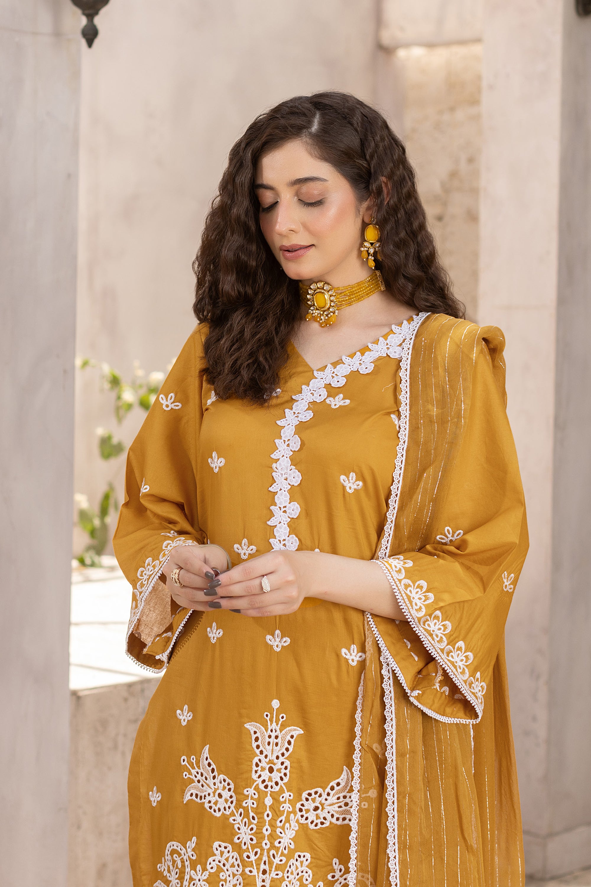 Rajis Mehak e Jahan Elegant Mustard and White