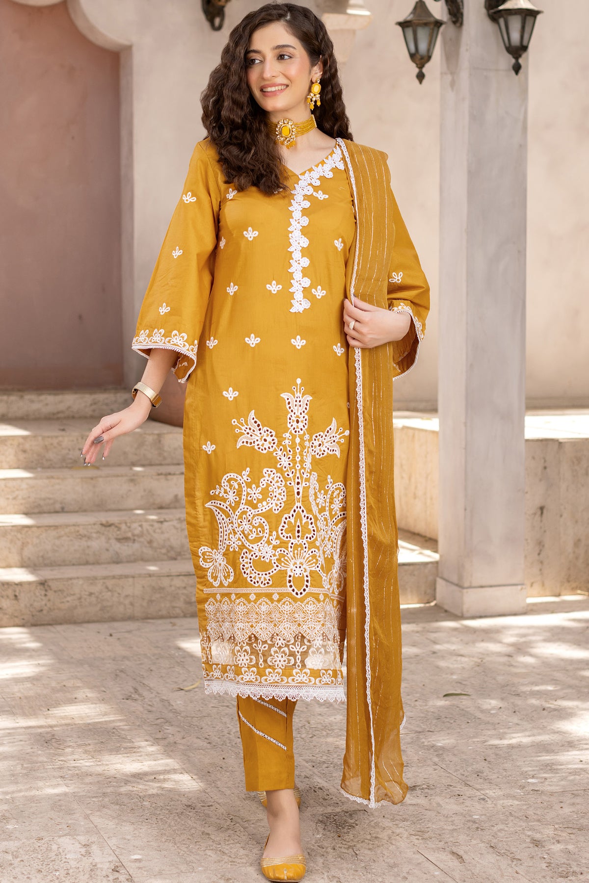 Rajis Mehak e Jahan Elegant Mustard and White