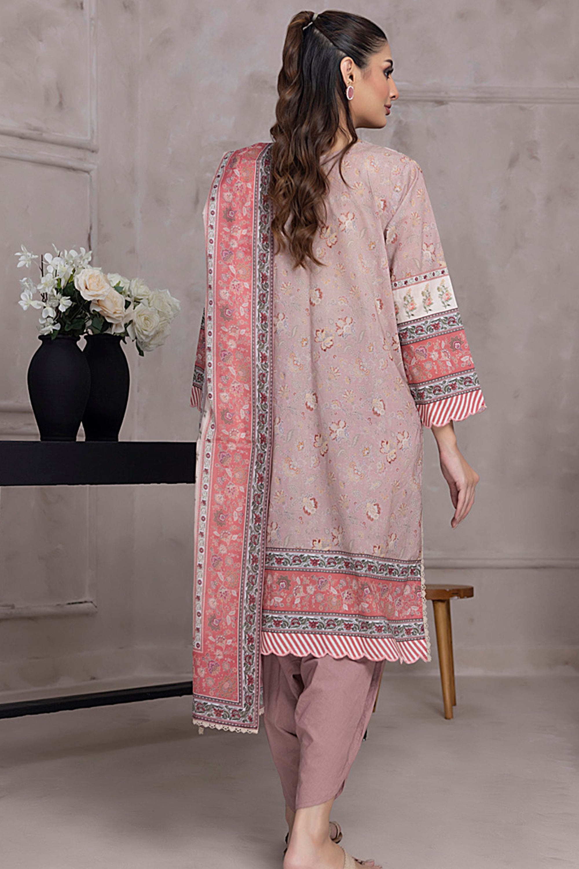 Salina Digital Printed Lawn Soft Pink and Cream