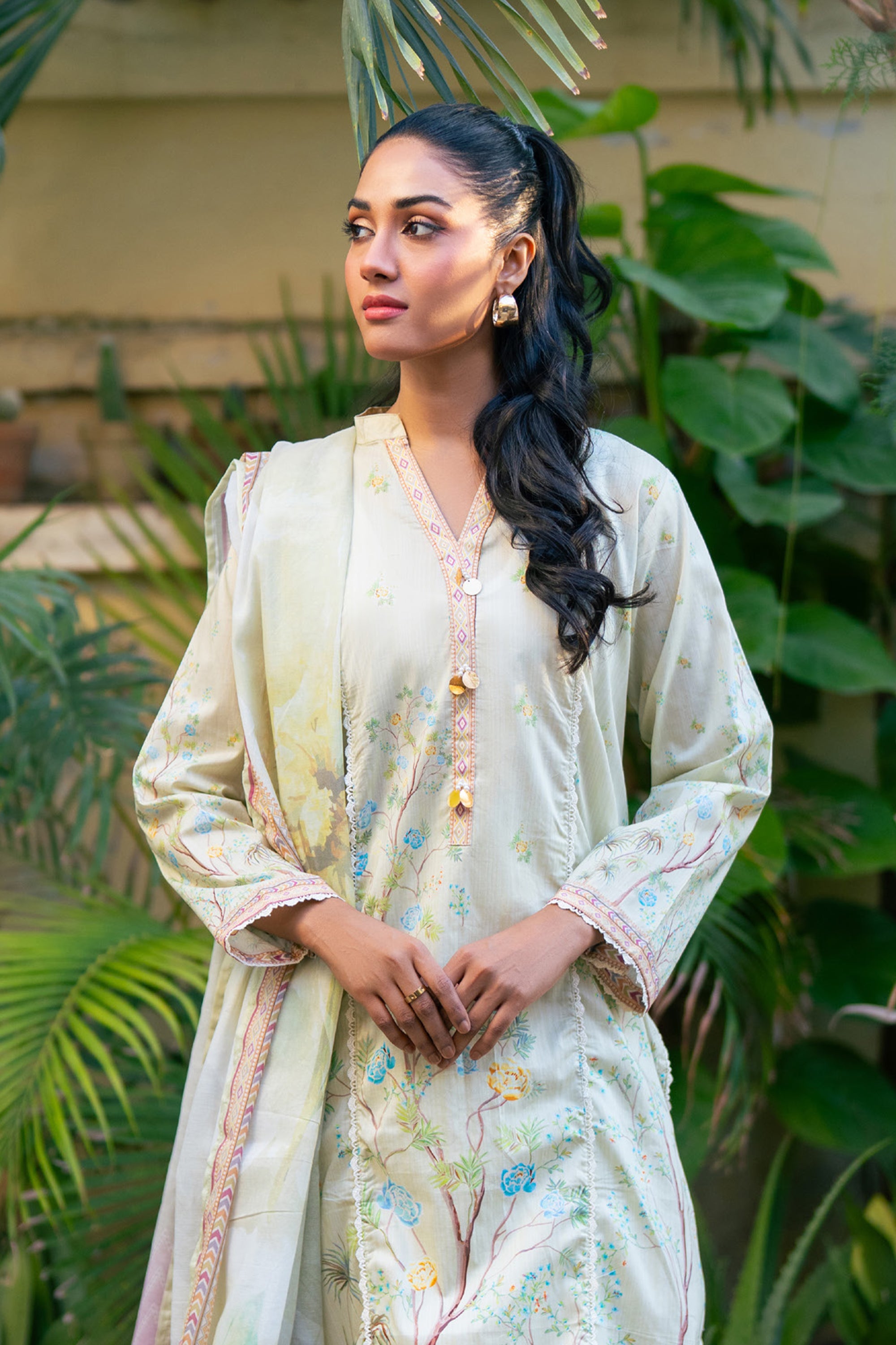 Stylish Pastel Floral Lawn Set with Border