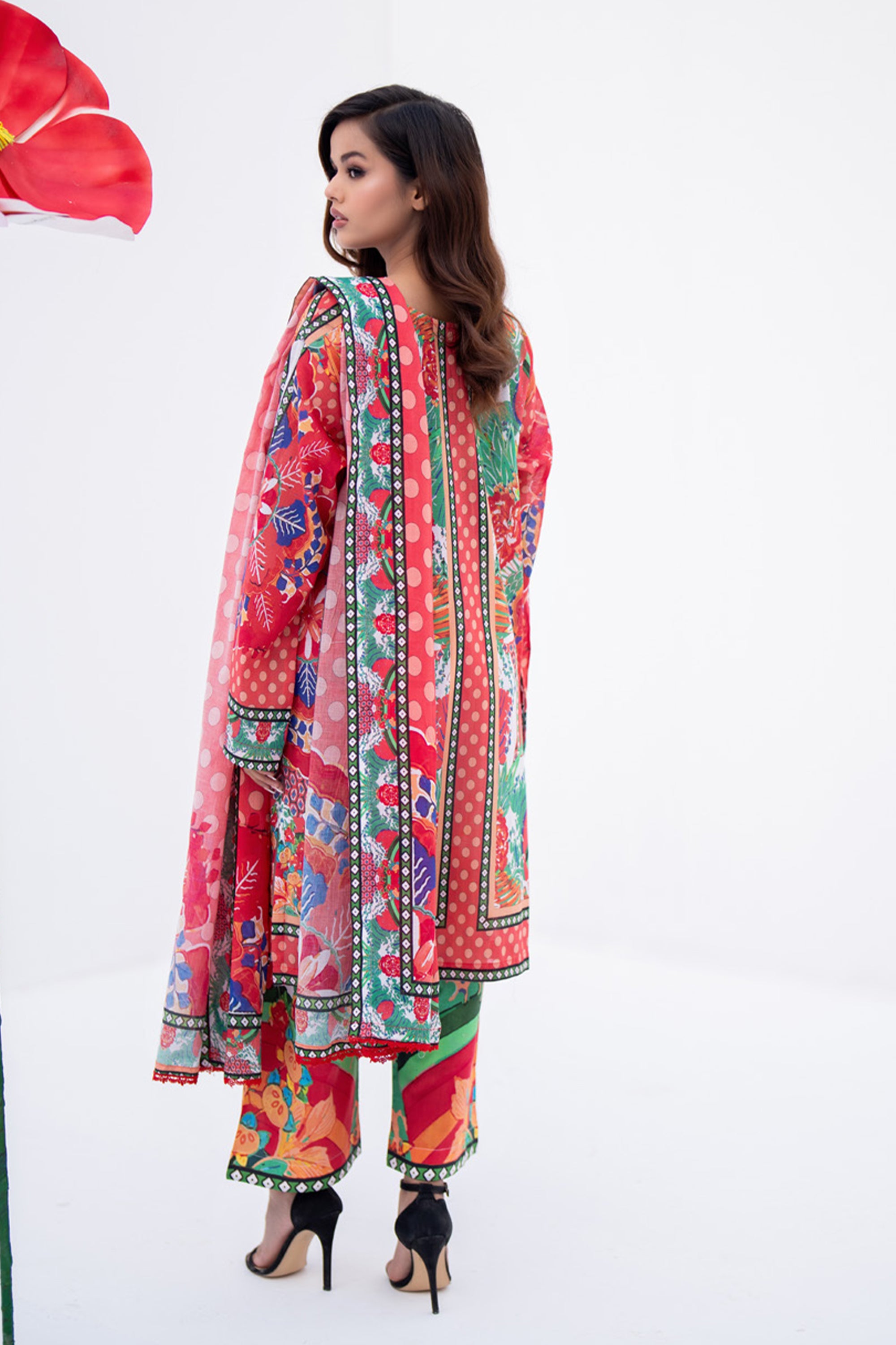Tropical Bloom Bordered Grace Suit Set