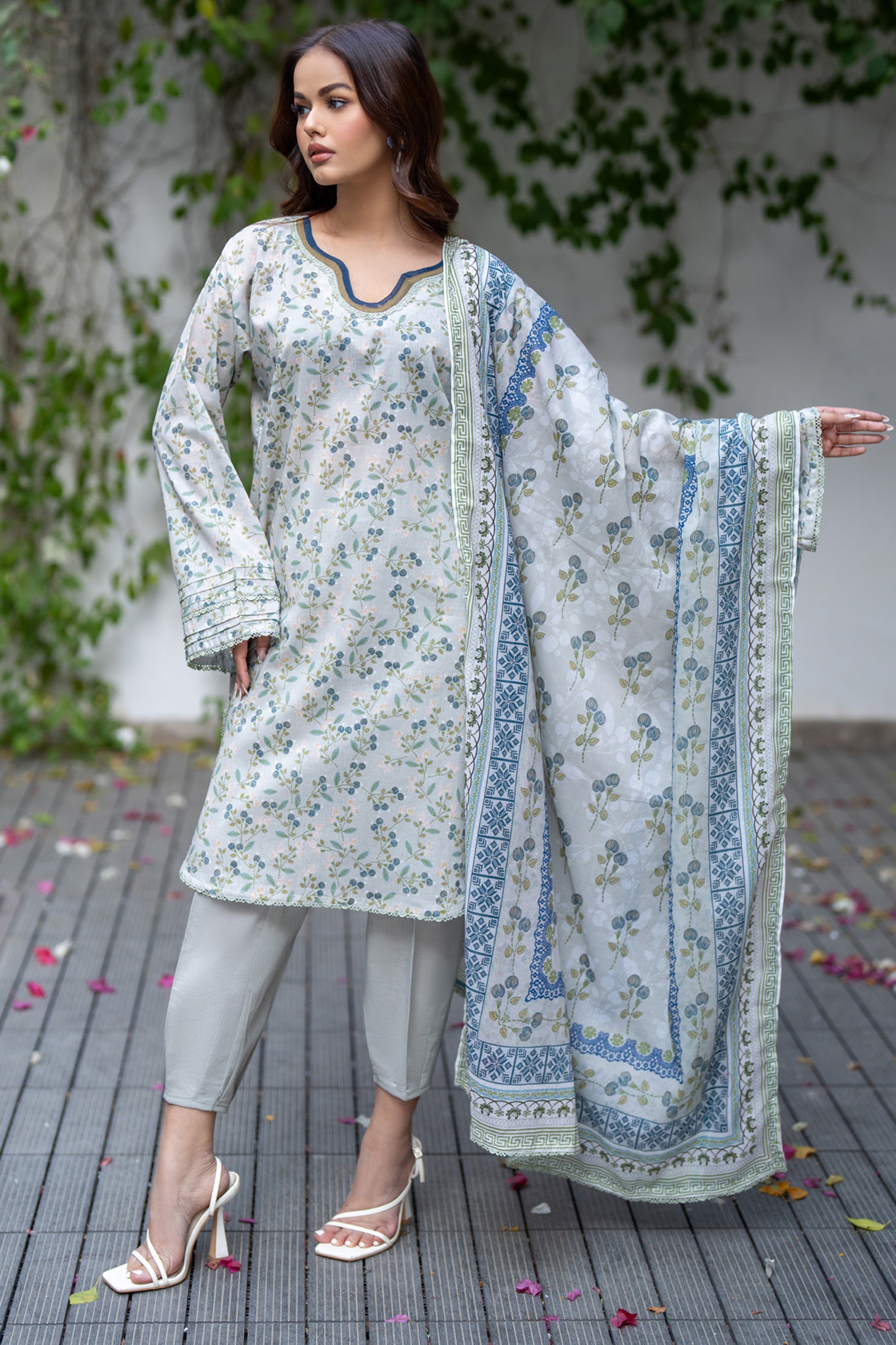 Salina Digital Printed Lawn 2025 Collection Volume 02