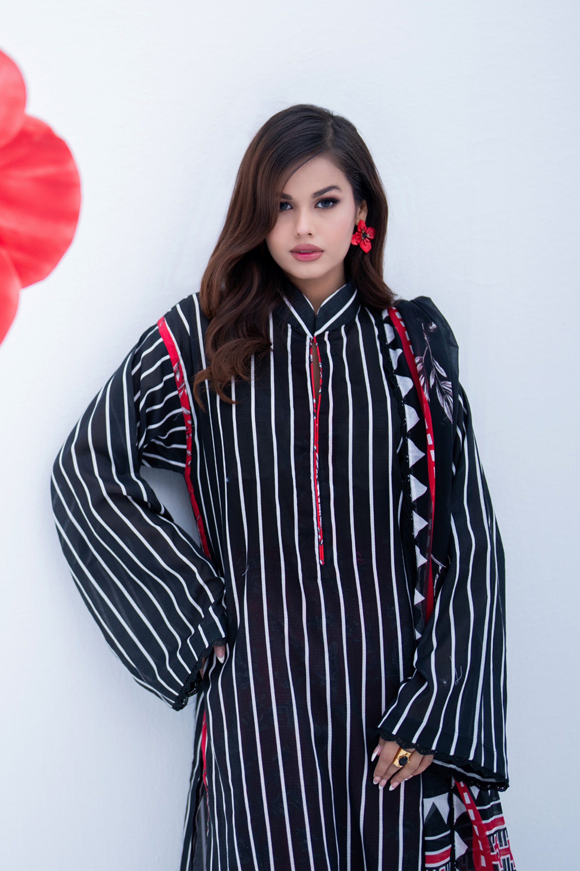Vertical Stripe Lawn Set with Contrasting Floral Trousers & Dupatta