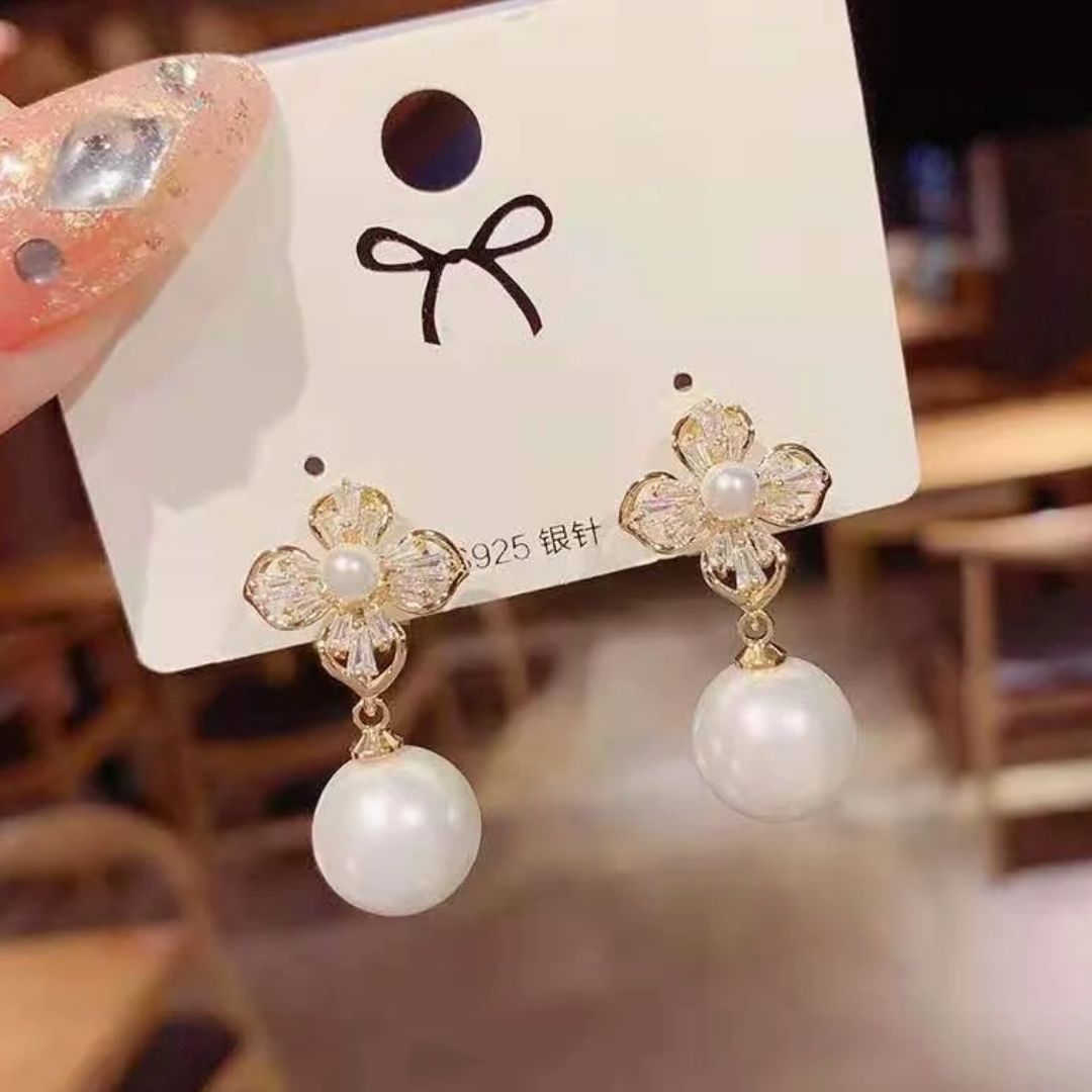 Pearl Flower Drop Earrings Pair