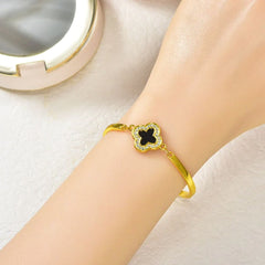 Star Wrist Bracelet Openable